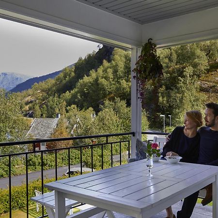 Heimly Pensjonat Flåm Екстериор снимка